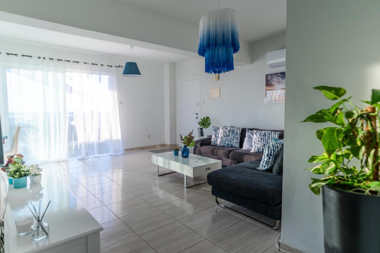 Makenzy Seaview Penthouse Leilighet Lárnaka Eksteriør bilde