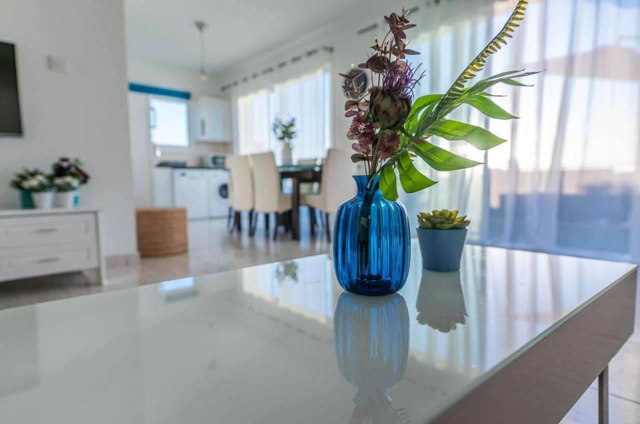 Makenzy Seaview Penthouse Leilighet Lárnaka Eksteriør bilde